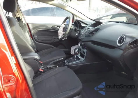 2018 Ford Fiesta Se z USA, uszkodzony, nr VIN 3FADP4BJ1JM135261